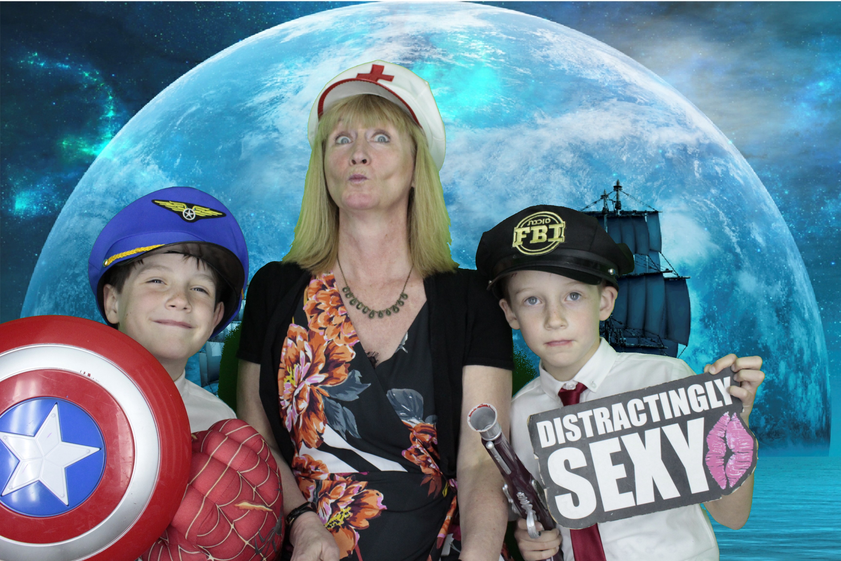 Steve's 65th & Susan 60th Birthday | View more photos from the event at gallery.myphotoboothexperience.co.uk/u/MyPhotoBoothExperienceLtd/Steves-65th-Susan-60th-Birthday